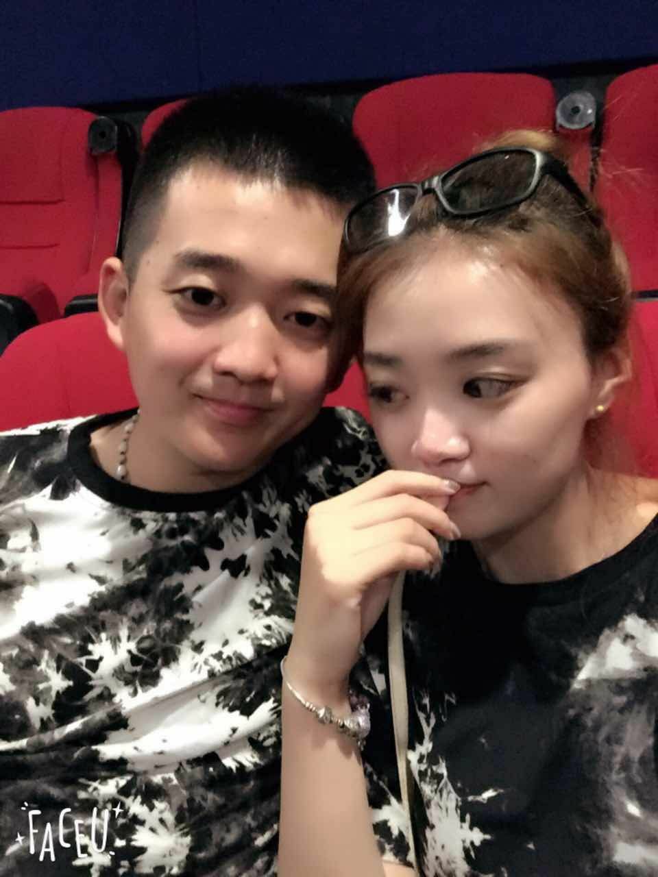 (有女朋友你不会一个人,,,,) - 小恩爱